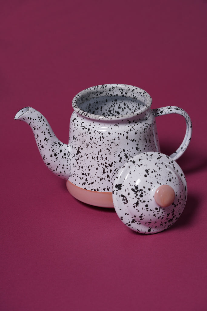 WB2 Enamel Teapot 0.8 L