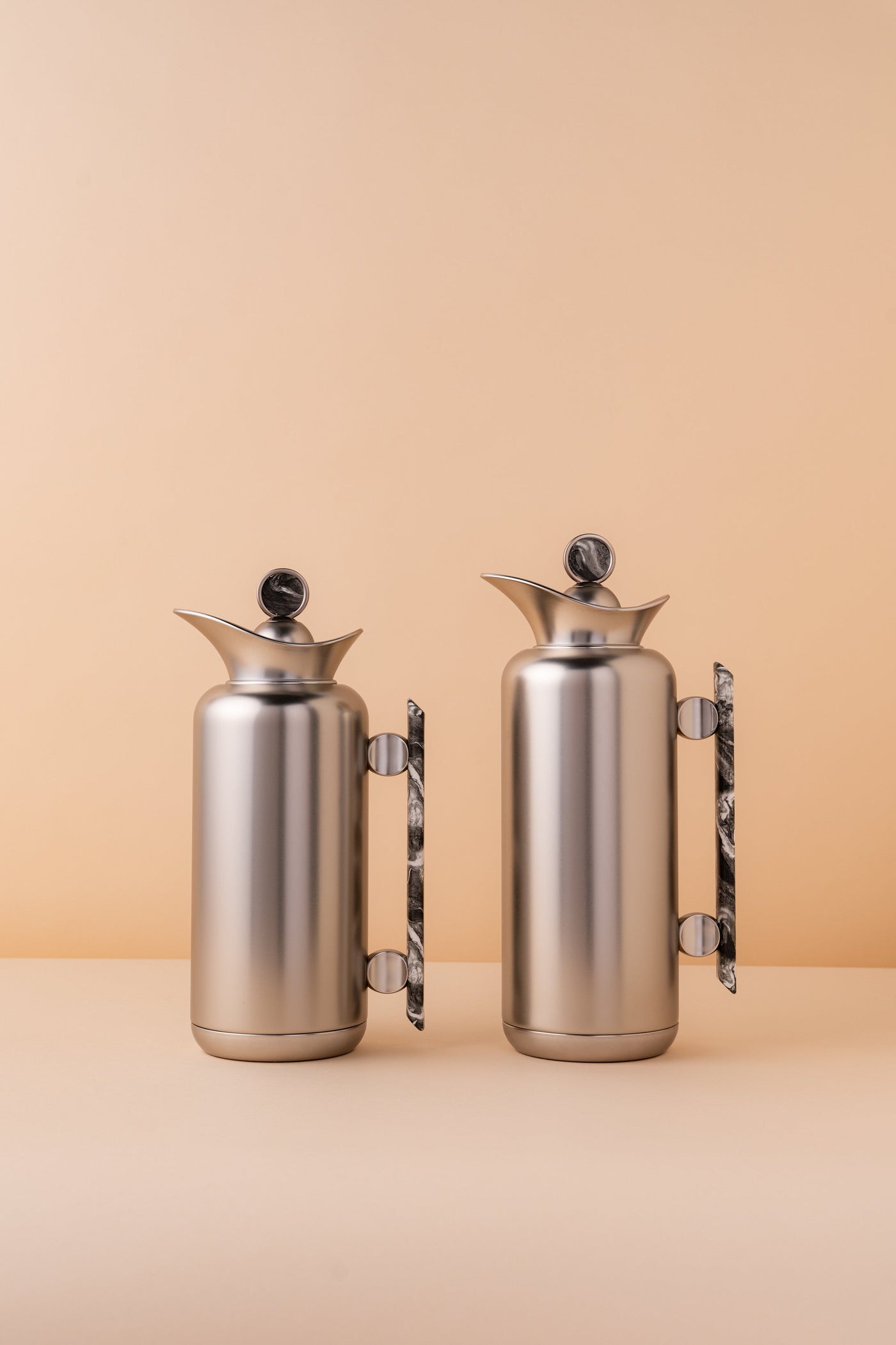 Aaram Flasks Set 2 pcs 1L / 0.7L