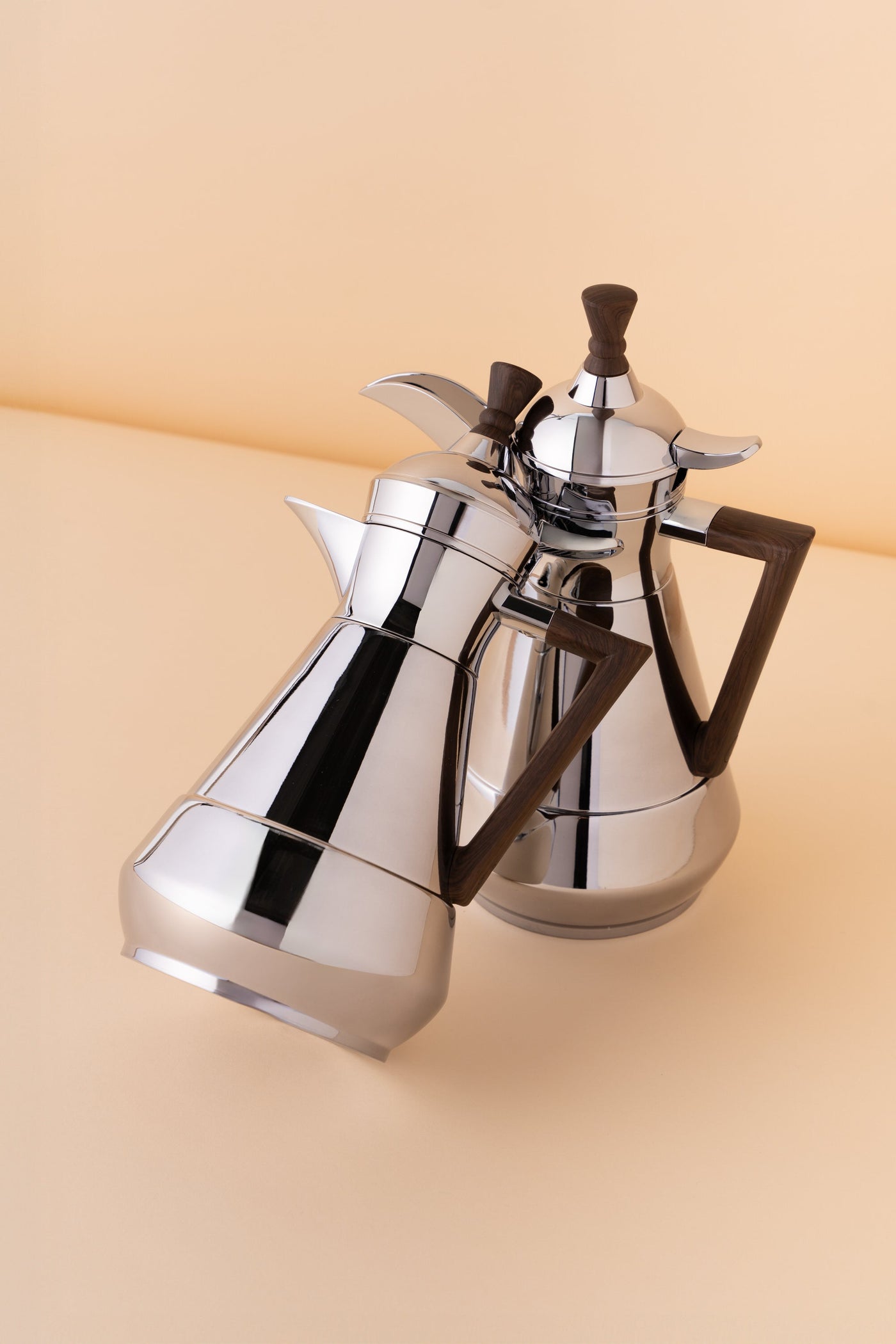 Al Thuraya Flasks Set 2 Pcs 1L